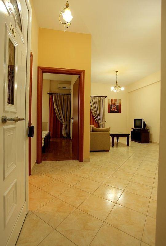 Pantheon Hotel & Suites Nerotriviá Chambre photo